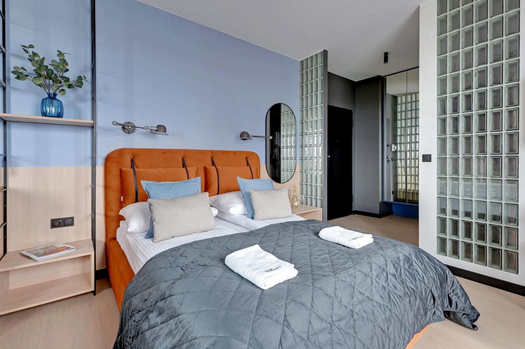 Grand Apartments - Doki Living & Foodhall Gdańsk Eksteriør billede