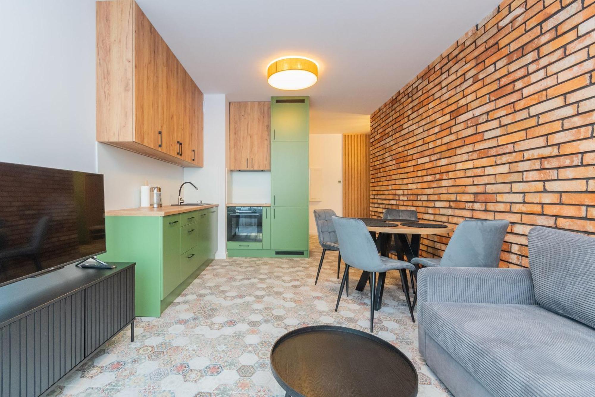 Grand Apartments - Doki Living & Foodhall Gdańsk Eksteriør billede