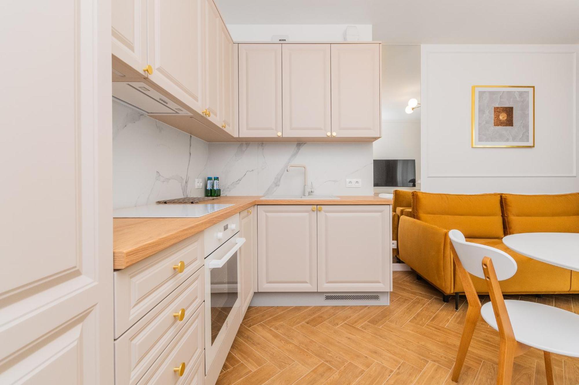 Grand Apartments - Doki Living & Foodhall Gdańsk Eksteriør billede